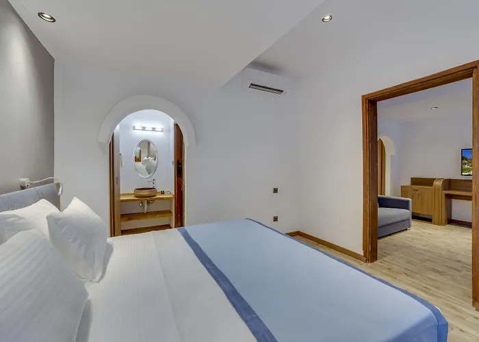 Risus Garden Marina Hotel Kusadasi