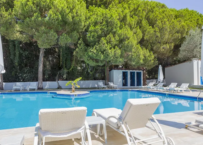 Risus Garden Marina Hotel 3*