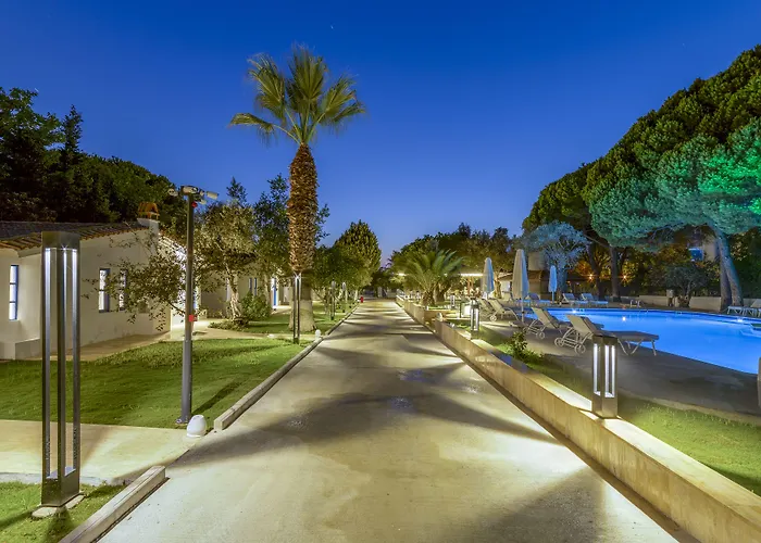 Risus Garden Marina Hotel 3*