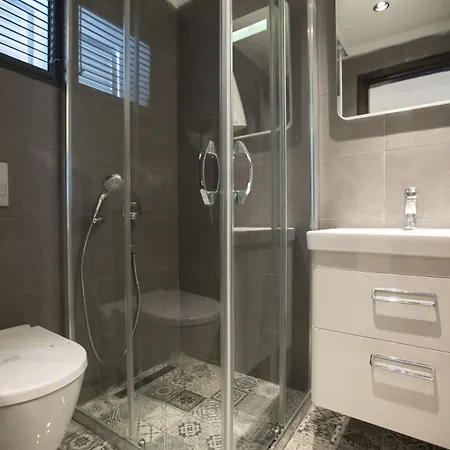 מלון Risus Garden Marina קוסדסי