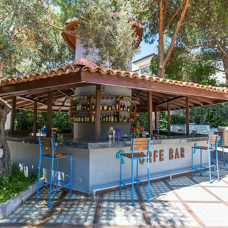 فندق Risus Garden Marina 3*