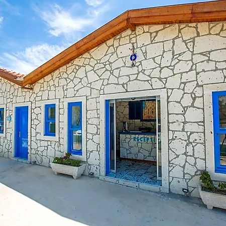 Risus Garden Marina Кушадасы