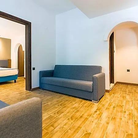 Risus Garden Marina Отель Кушадасы