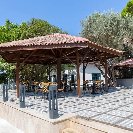Risus Garden Marina 3*