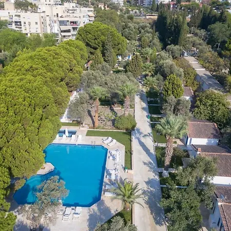 Risus Garden Marina מלון 3*