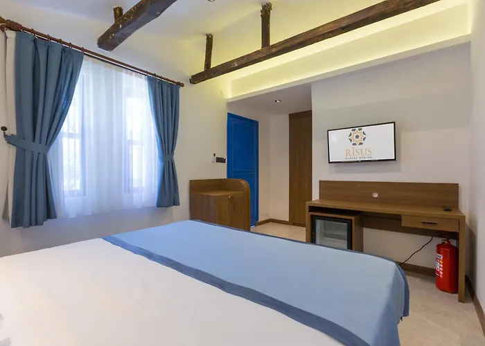 Risus Garden Marina Hotel 3*