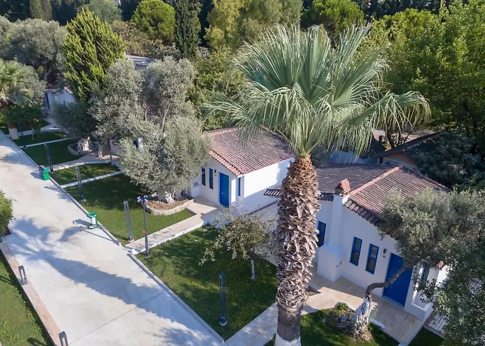 Risus Garden Marina Hotel 3*