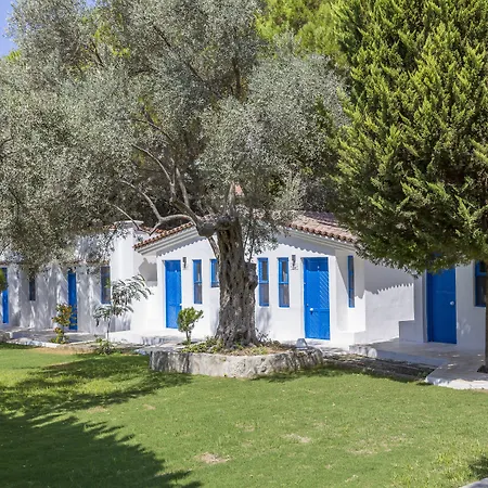 Risus Garden Marina Κουσάντασι