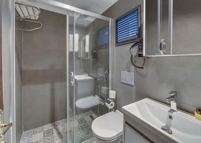 Risus Garden Marina Hotel 3*