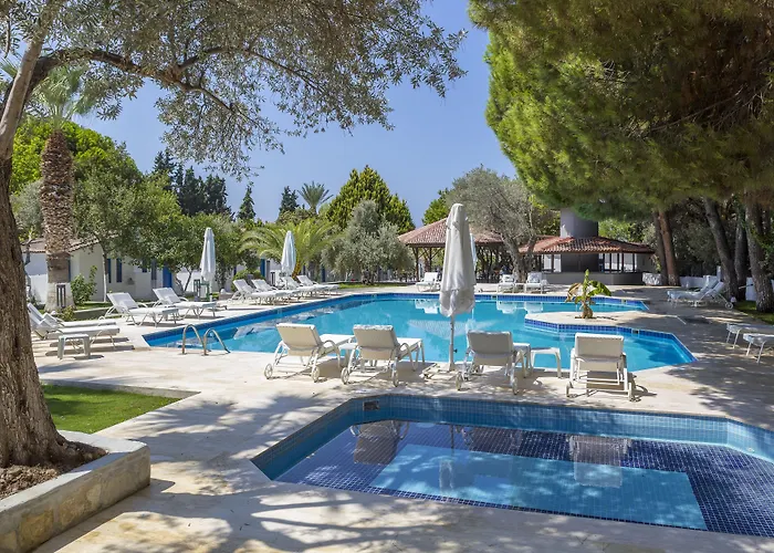 Hotel Risus Garden Marina 3*