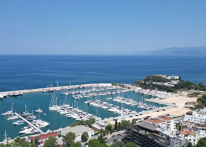 Risus Garden Marina 3*